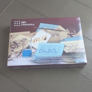 MEL Chemistry Science kit NIB sealed Chemistry for Spies